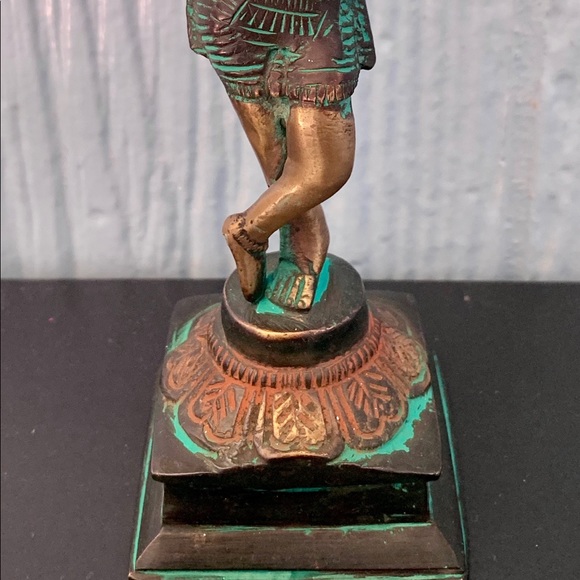 Krishna Standing Lotus Playing Flute Brass Statue - Picture 9 of 10